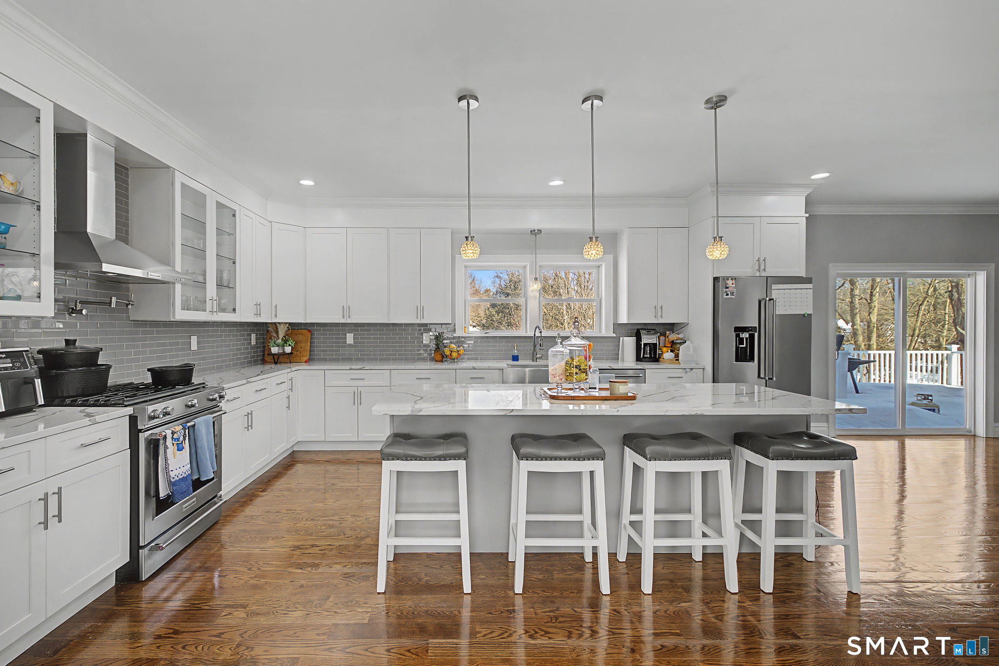 4 Sunnyview Terrace Newtown, CT 06482 - Photo 7 of 31