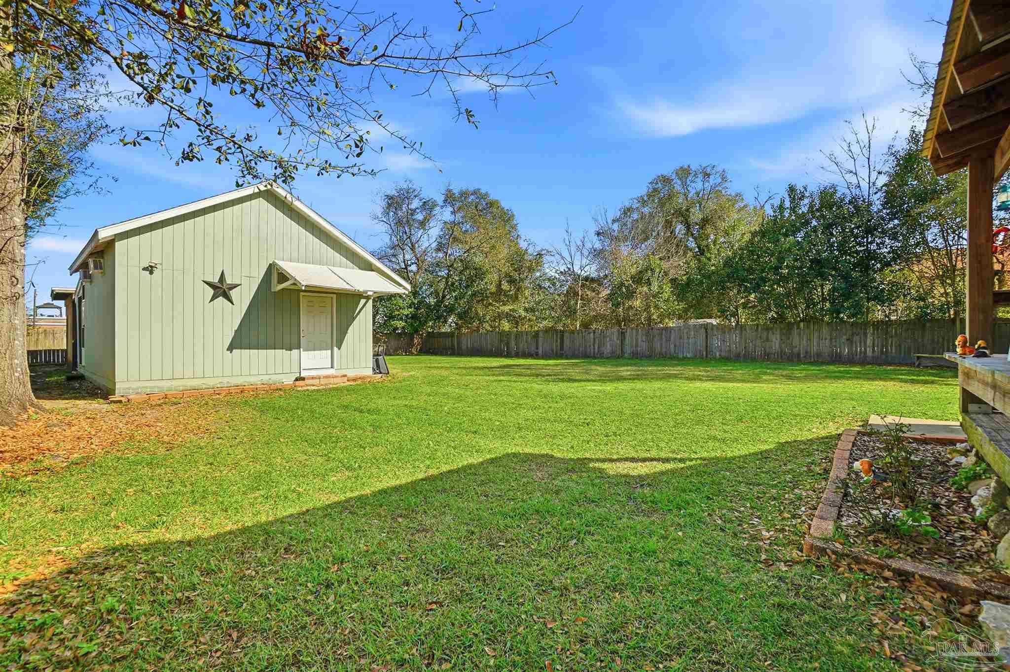 402 Front Street Century, FL 32535 - Photo 41 of 48