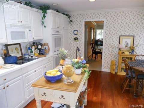 6611 Perryville Road Holly, MI 48442 - Photo 49 of 79 20444463-48.JPG