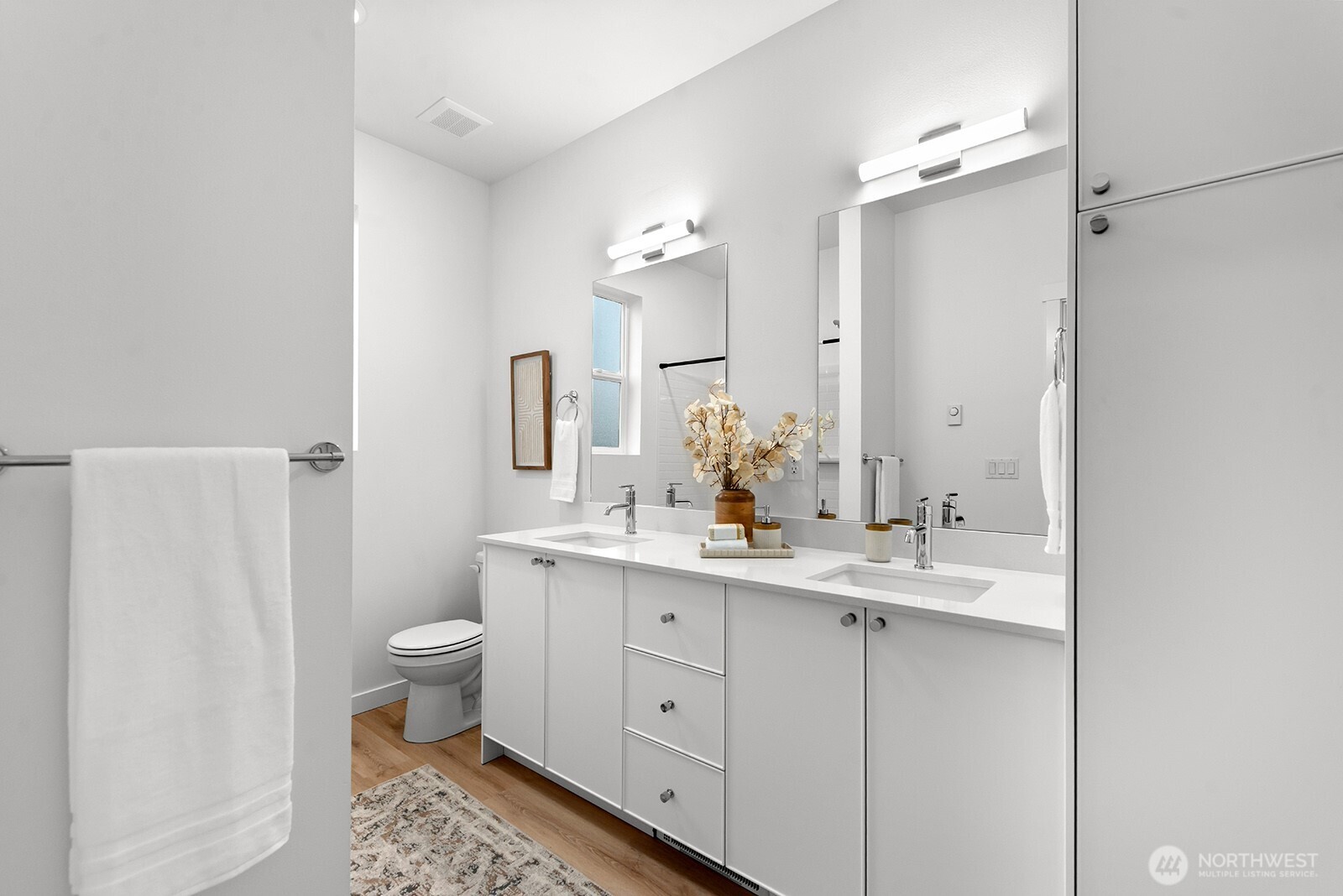1403 Southwest 111th Lane Seattle, WA 98146 - Photo 29 of 39