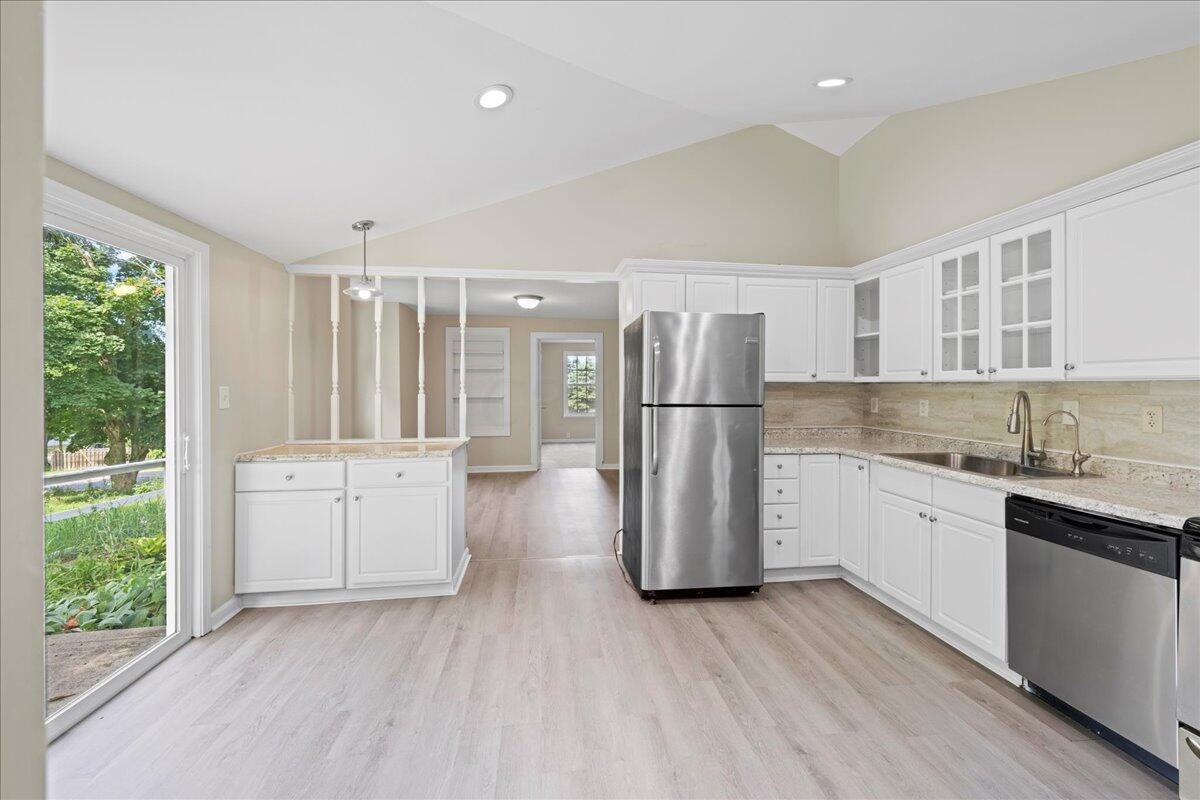 426 Milnor Road Pickerington, OH 43147 - Photo 13 of 48 15-Kitchen