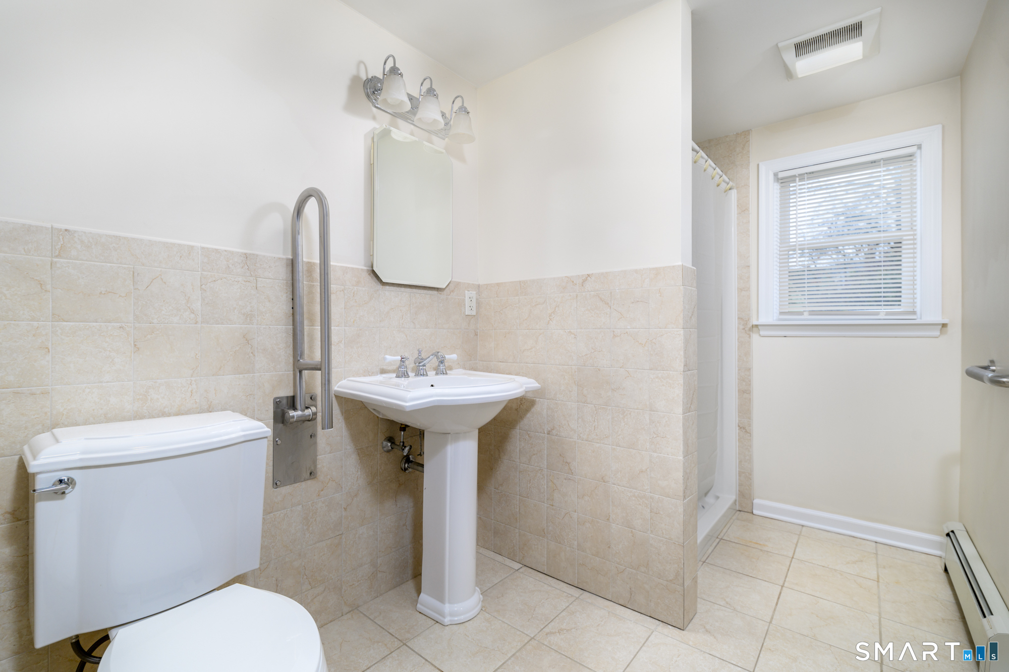 20 Rockmere Road Norwalk, CT 06851 - Photo 17 of 29 Bathroom 1