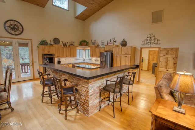 $1,199,000 | 826 Pine Creek Circle, Lakeside, AZ 85929