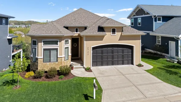 $864,900 | 6722 North Chickahauk Trail, Middleton, WI 53562