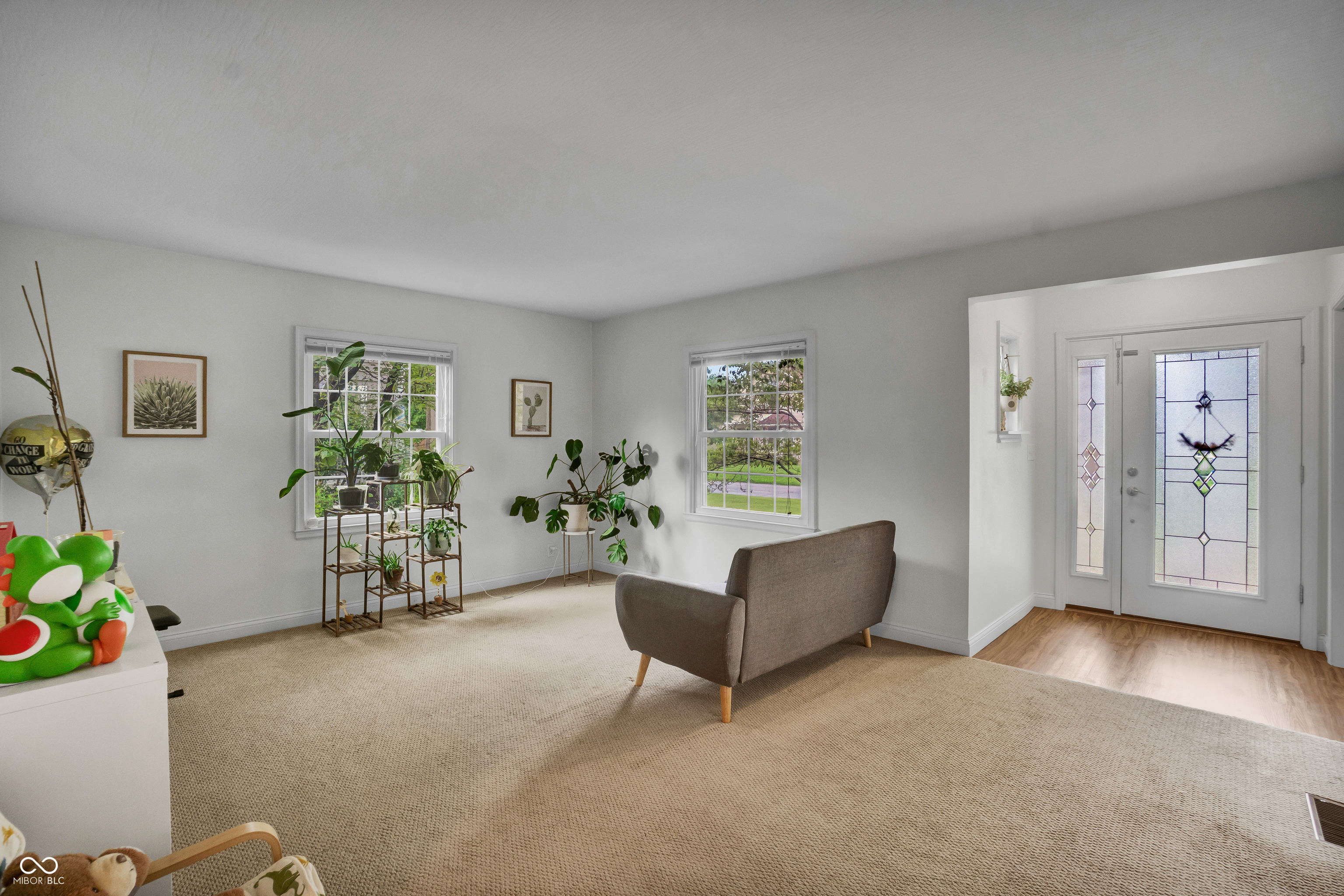 2222 Chestnut Street Columbus, IN 47201 - Photo 2 of 37