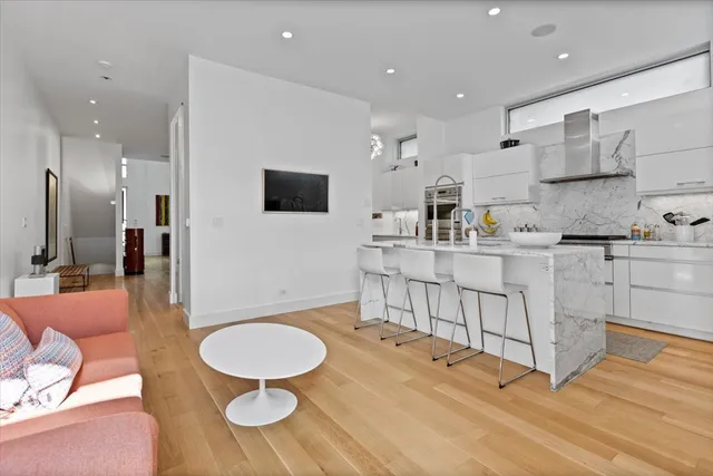 $12,000 | 1823 West Race Avenue, Unit 1823, Chicago, IL 60622