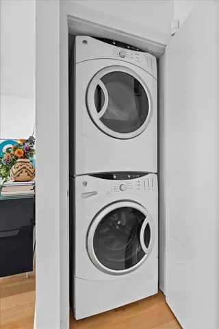 $12,000 | 1823 West Race Avenue, Unit 1823, Chicago, IL 60622