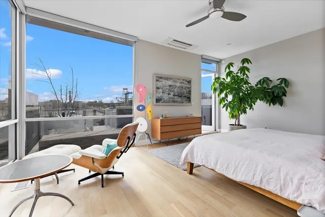 $12,000 | 1823 West Race Avenue, Unit 1823, Chicago, IL 60622