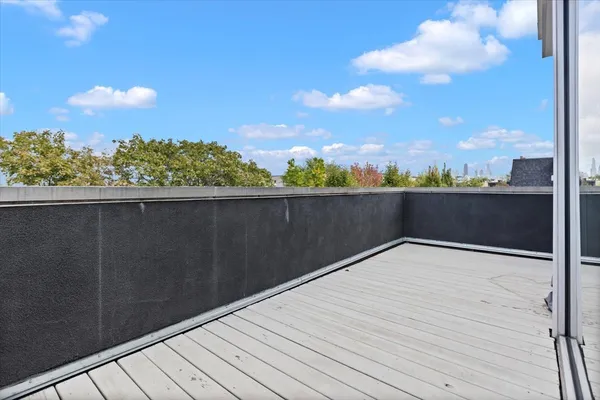 $12,000 | 1823 West Race Avenue, Unit 1823, Chicago, IL 60622