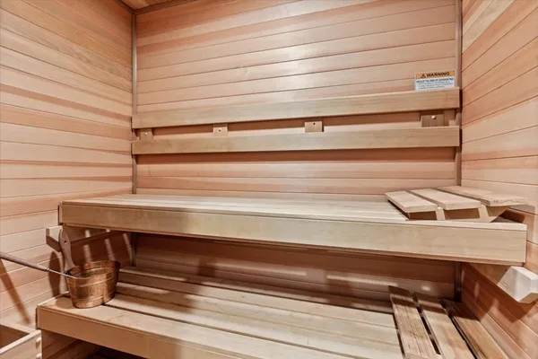 $12,000 | 1823 West Race Avenue, Unit 1823, Chicago, IL 60622