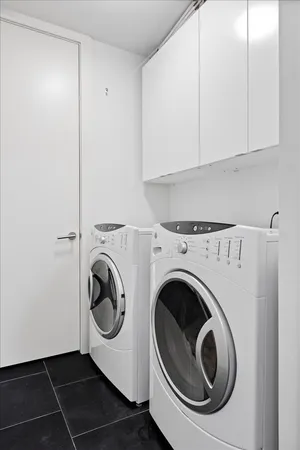 $12,000 | 1823 West Race Avenue, Unit 1823, Chicago, IL 60622