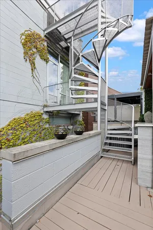 $12,000 | 1823 West Race Avenue, Unit 1823, Chicago, IL 60622