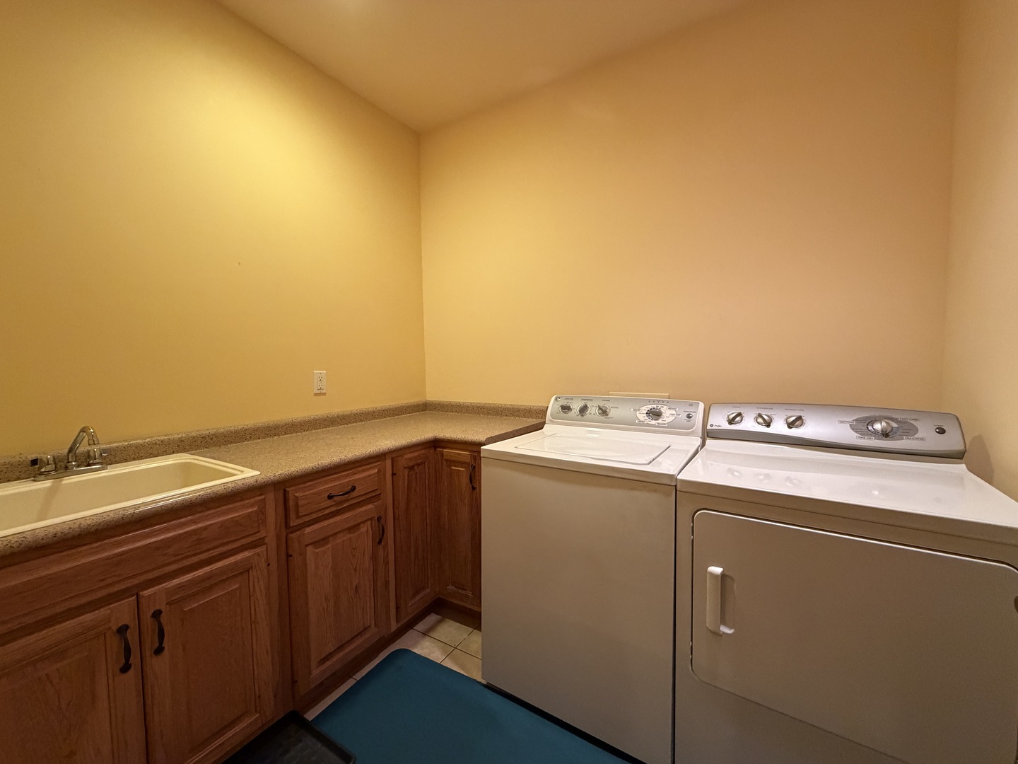 1808 Vale Street Champaign, IL 61822 - Photo 27 of 56