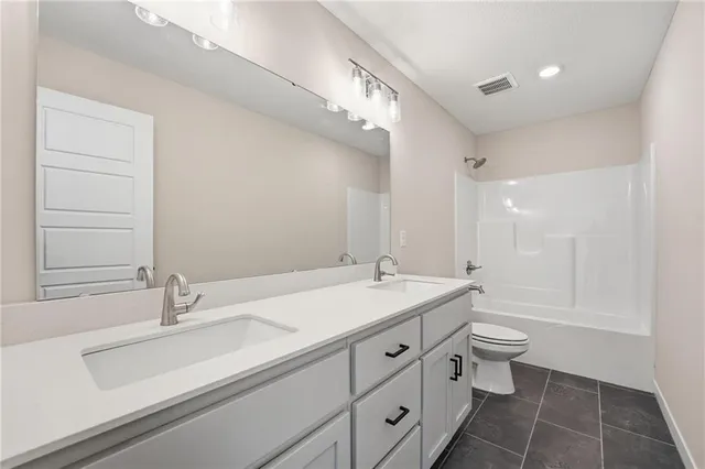 $458,200 | 9031 Southwest 5 Street, Blue Springs, MO 64064