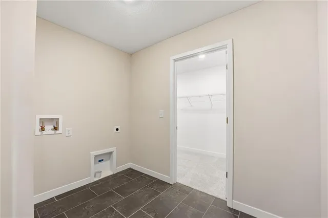 $458,200 | 9031 Southwest 5 Street, Blue Springs, MO 64064