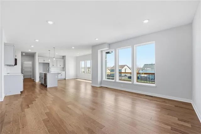 $458,200 | 9031 Southwest 5 Street, Blue Springs, MO 64064