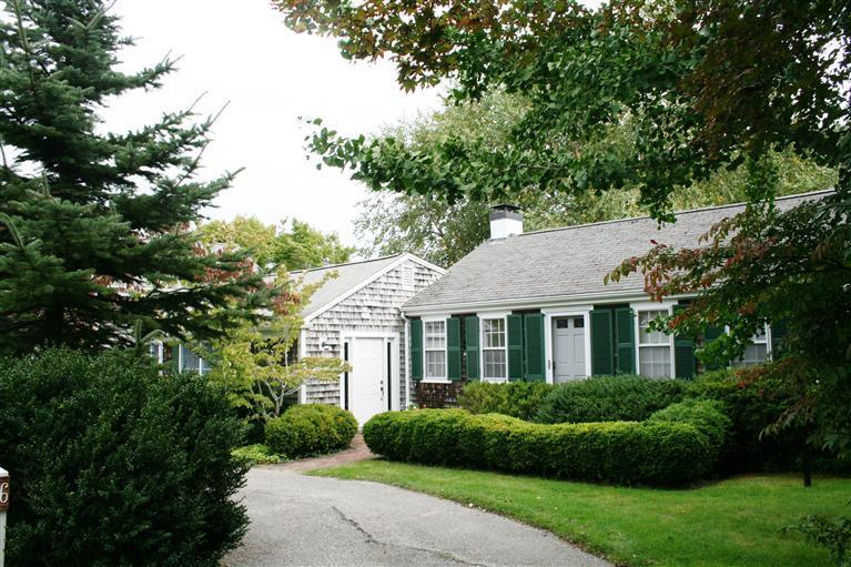 86 Scudder's Lane Barnstable, MA 02630 - Photo 1 of 23 Primary Photo