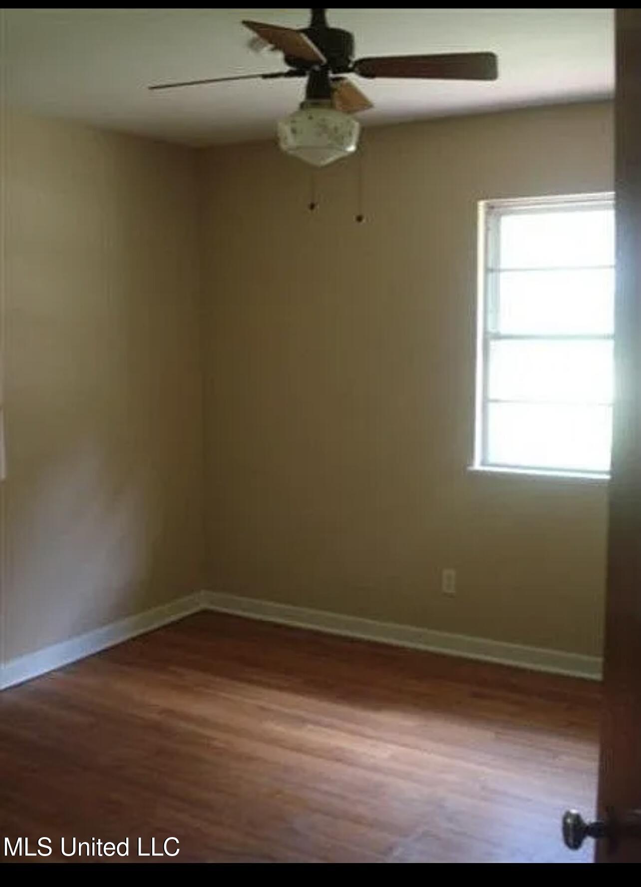 951 Reaves Street Jackson, MS 39204 - Photo 6 of 6 IMG_6986