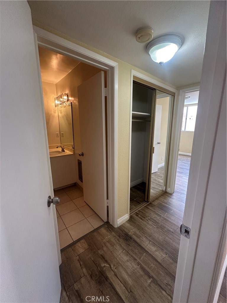 5429 Newcastle Avenue, Unit 206 Encino, CA 91316 - Photo 16 of 18