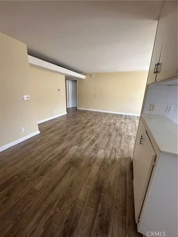 $2,600 | 5429 Newcastle Avenue, Unit 206, Encino, CA 91316