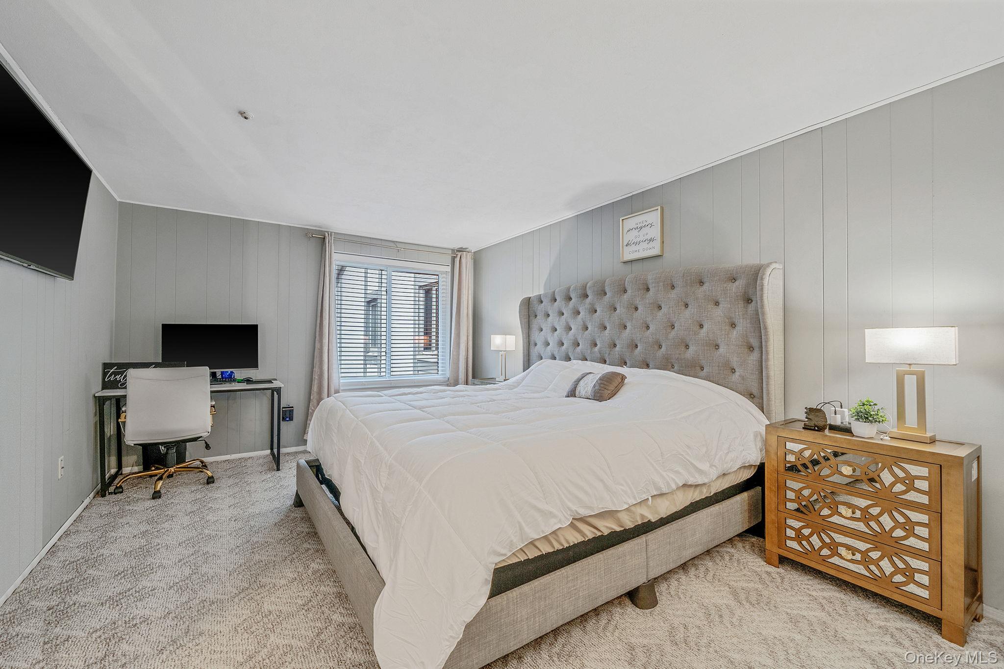 202 Birchwood Road Medford, NY 11763 - Photo 14 of 40