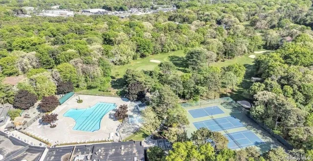 $429,000 | 202 Birchwood Road, Medford, NY 11763