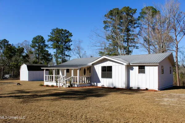 $179,000 | 213 Old Highway 26, Lucedale, MS 39452
