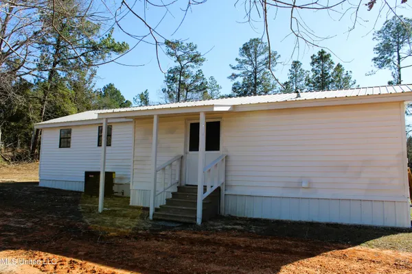 $179,000 | 213 Old Highway 26, Lucedale, MS 39452