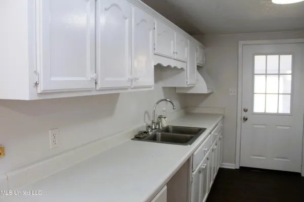 $179,000 | 213 Old Highway 26, Lucedale, MS 39452