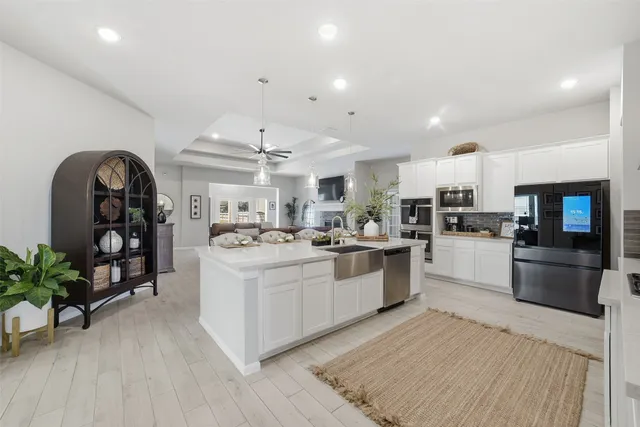 $550,000 | 6618 Nichols Landing, Needville, TX 77461