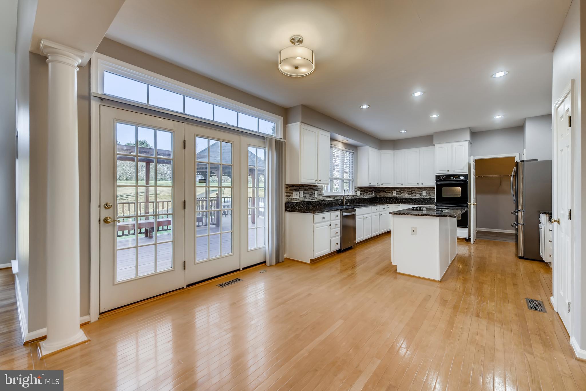 11012 Dorsch Farm Road Ellicott City, MD 21042 - Photo 14 of 48 Kitchen