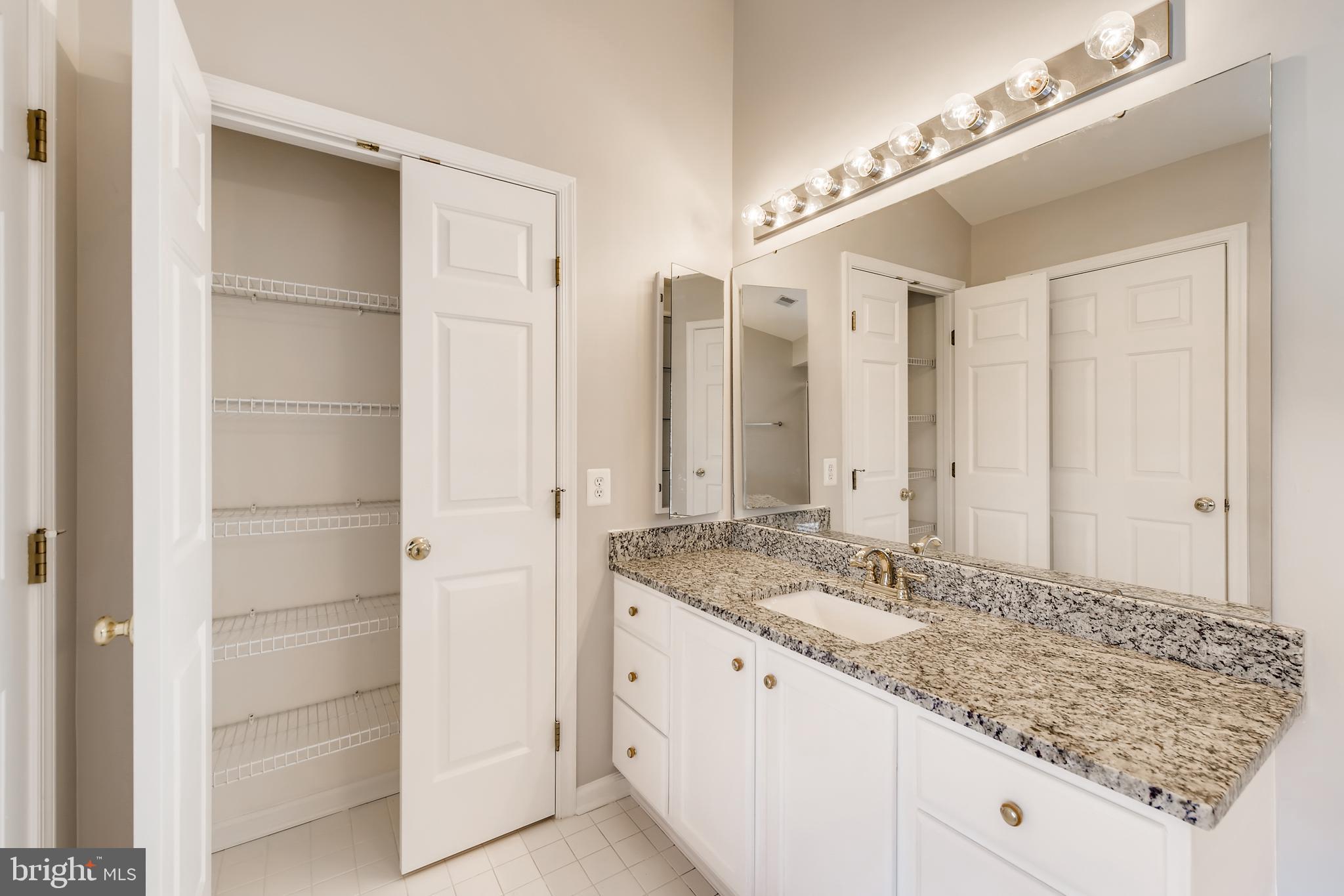 11012 Dorsch Farm Road Ellicott City, MD 21042 - Photo 25 of 48 2nd Floor Master Bathroom