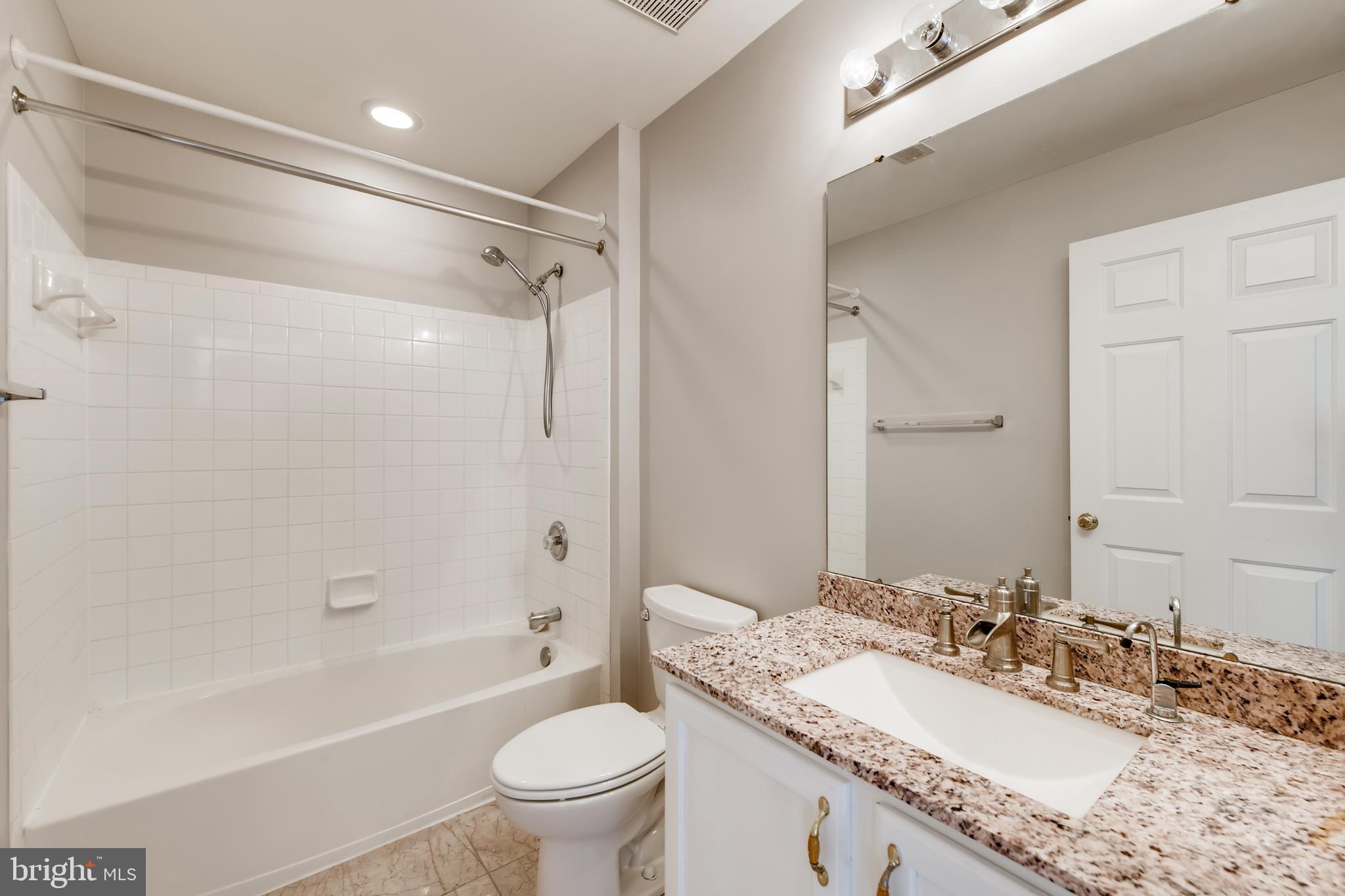 11012 Dorsch Farm Road Ellicott City, MD 21042 - Photo 33 of 48 2nd Floor Bathroom