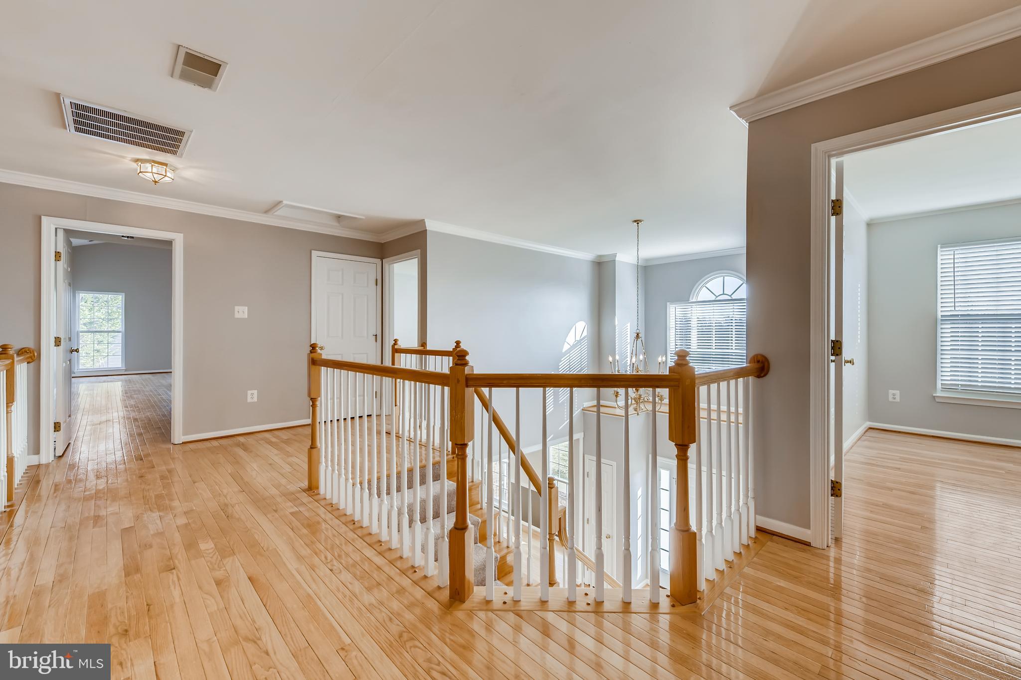 11012 Dorsch Farm Road Ellicott City, MD 21042 - Photo 34 of 48 2nd Floor Hallway