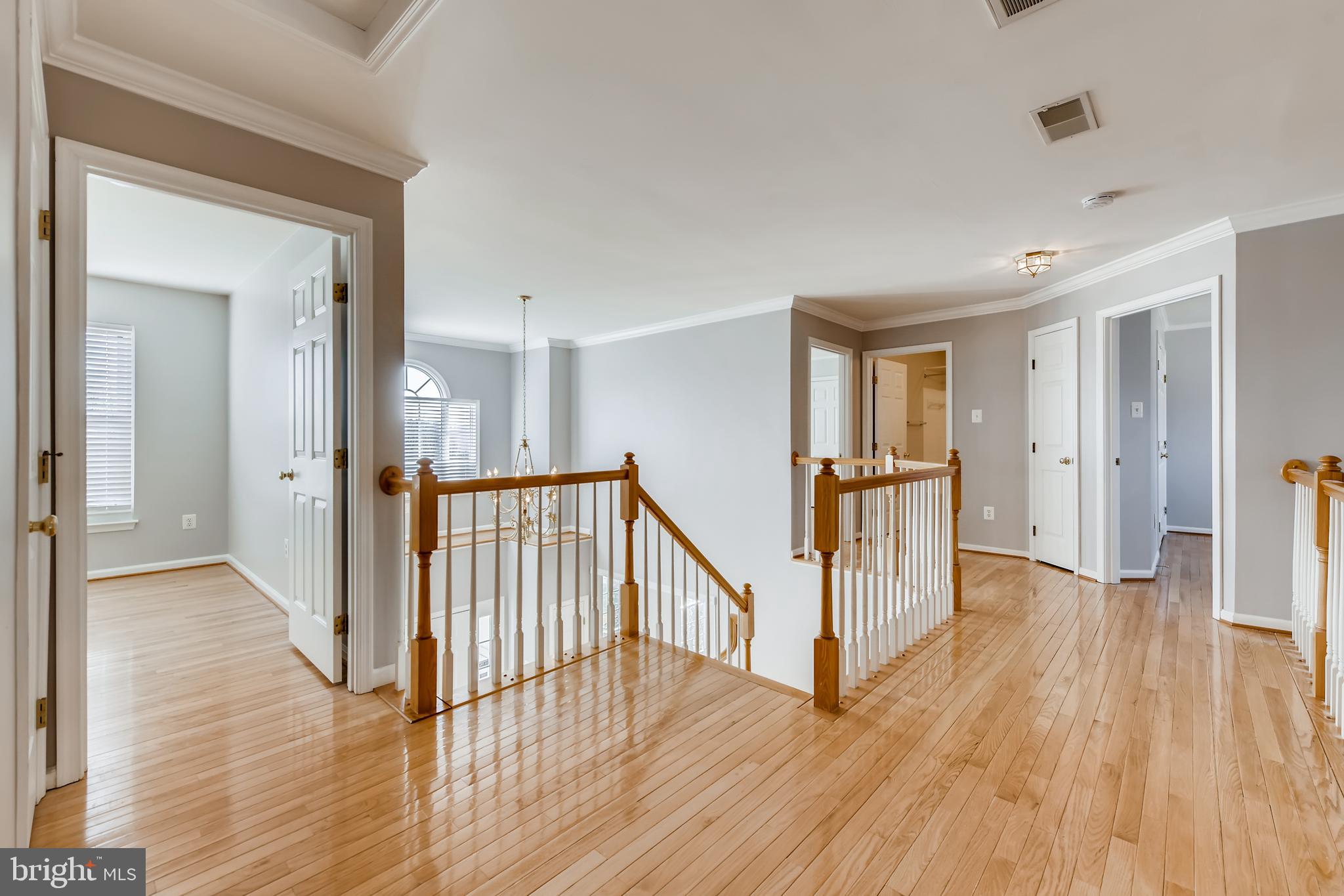 11012 Dorsch Farm Road Ellicott City, MD 21042 - Photo 35 of 48 2nd Floor Hallway