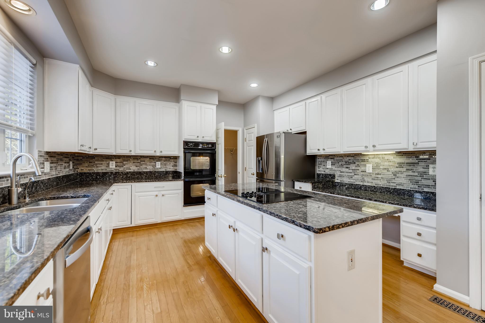11012 Dorsch Farm Road Ellicott City, MD 21042 - Photo 10 of 48 Kitchen