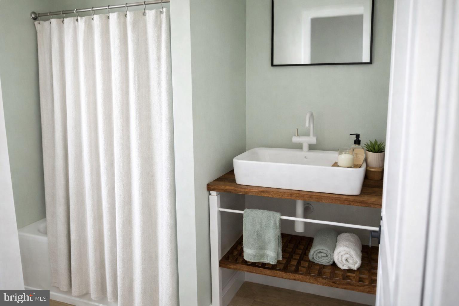 257 High Top Road Linden, VA 22642 - Photo 11 of 33 Primary Suite - AI Edit - Photo Similar