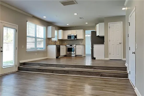 $2,395 | 4341 Ash Tree Street Southwest, Snellville, GA 30039