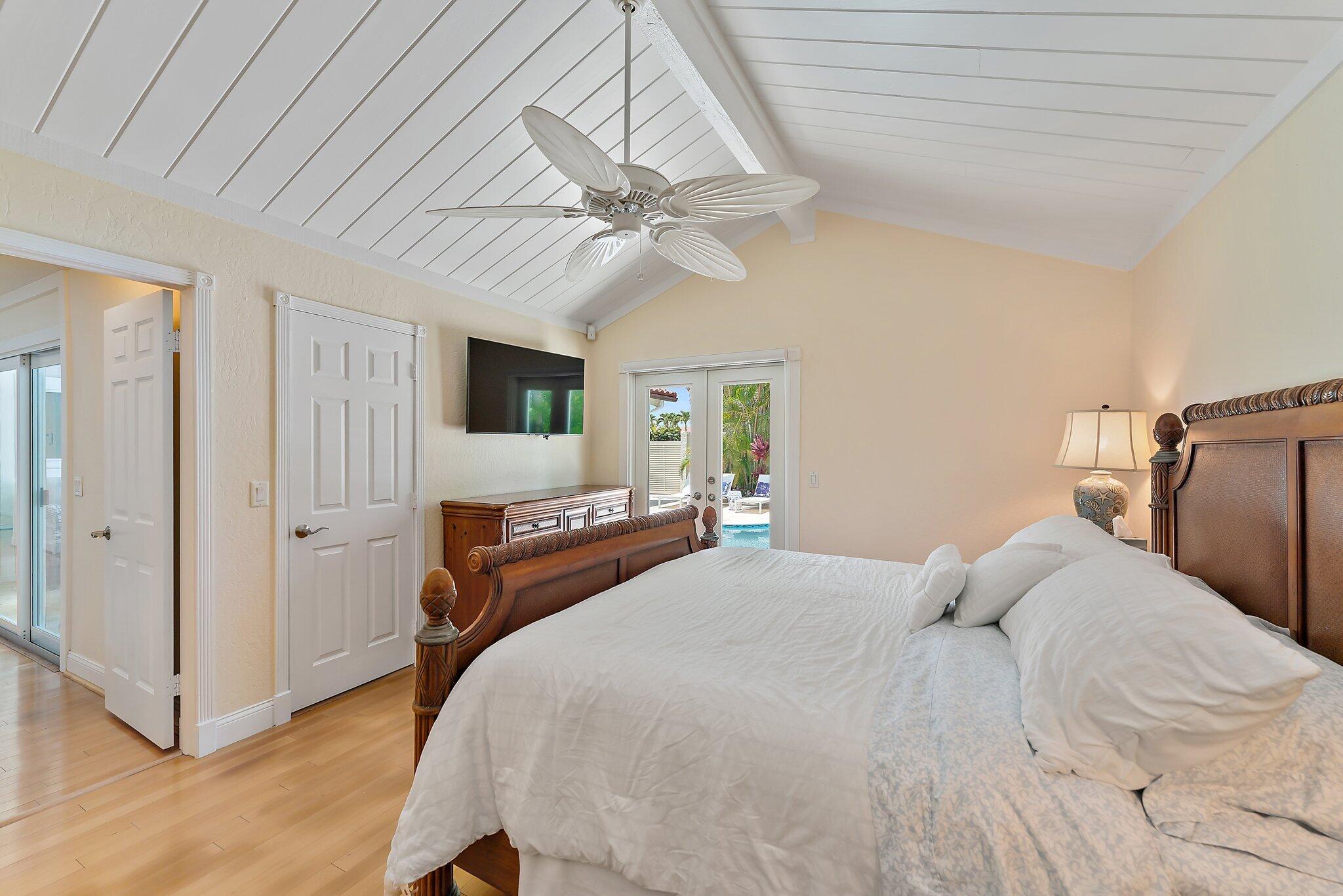107 Mako Lane Jupiter, FL 33477 - Photo 12 of 29 042-107MakoLn-Jupiter-FL-SMALL