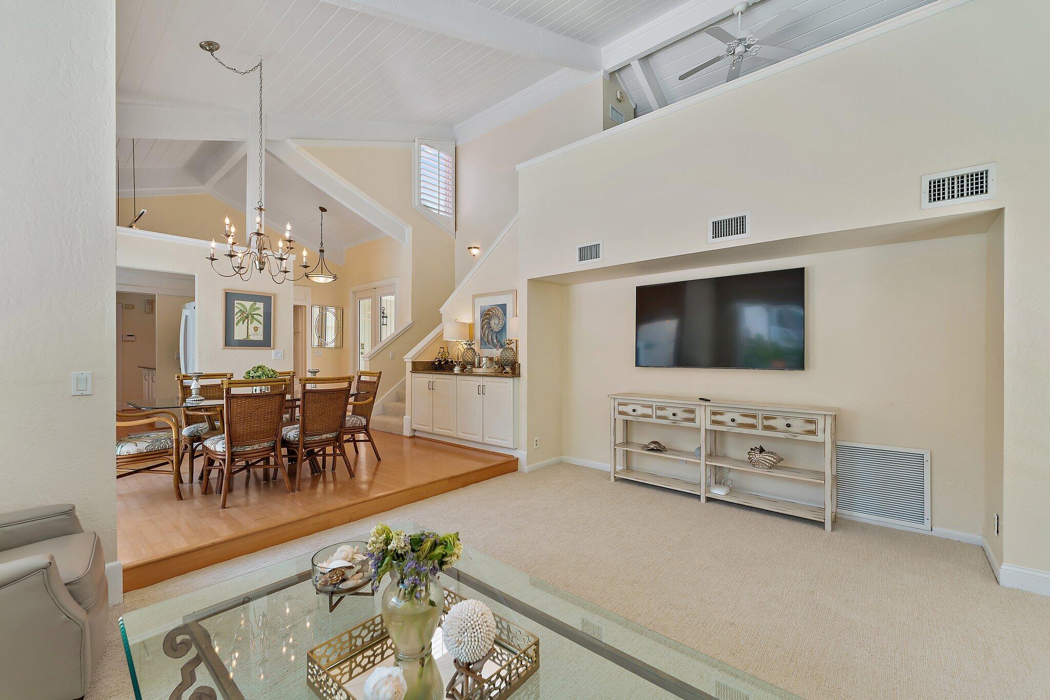 107 Mako Lane Jupiter, FL 33477 - Photo 5 of 29 017-107MakoLn-Jupiter-FL-SMALL