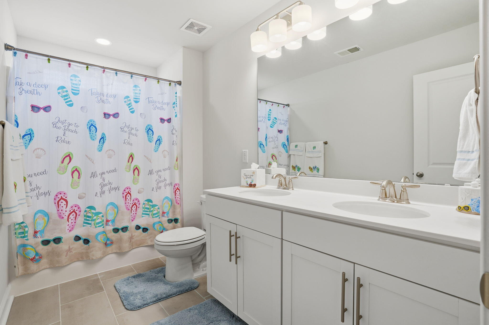 158 Boots Branch Road Summerville, SC 29485 - Photo 42 of 52 Upstairs bathroom