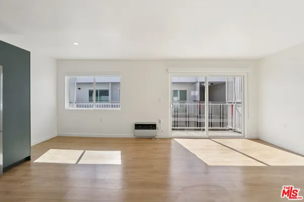 $2,850 | 1422 Tamarind Avenue, Los Angeles, CA 90028