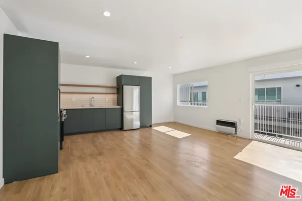 $2,850 | 1422 Tamarind Avenue, Los Angeles, CA 90028