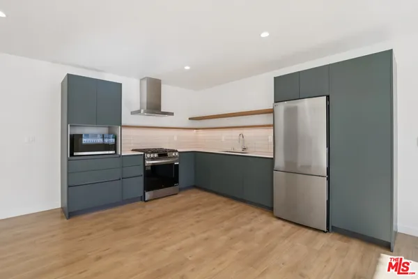 $2,850 | 1422 Tamarind Avenue, Los Angeles, CA 90028