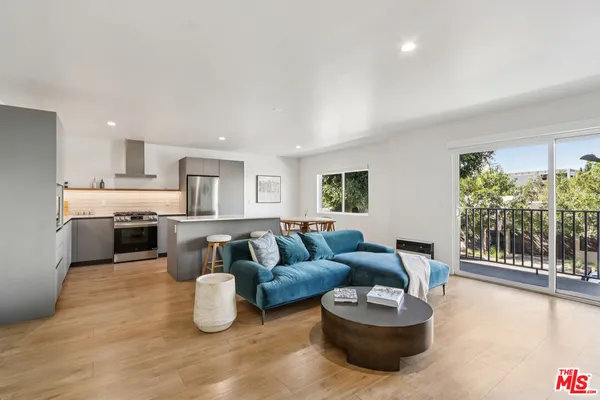 $2,850 | 1422 Tamarind Avenue, Los Angeles, CA 90028