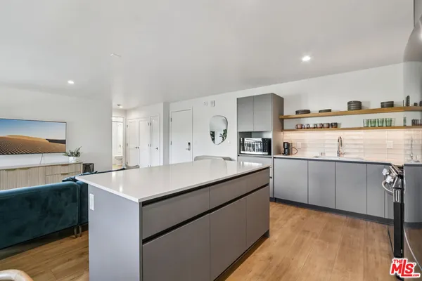 $2,850 | 1422 Tamarind Avenue, Los Angeles, CA 90028