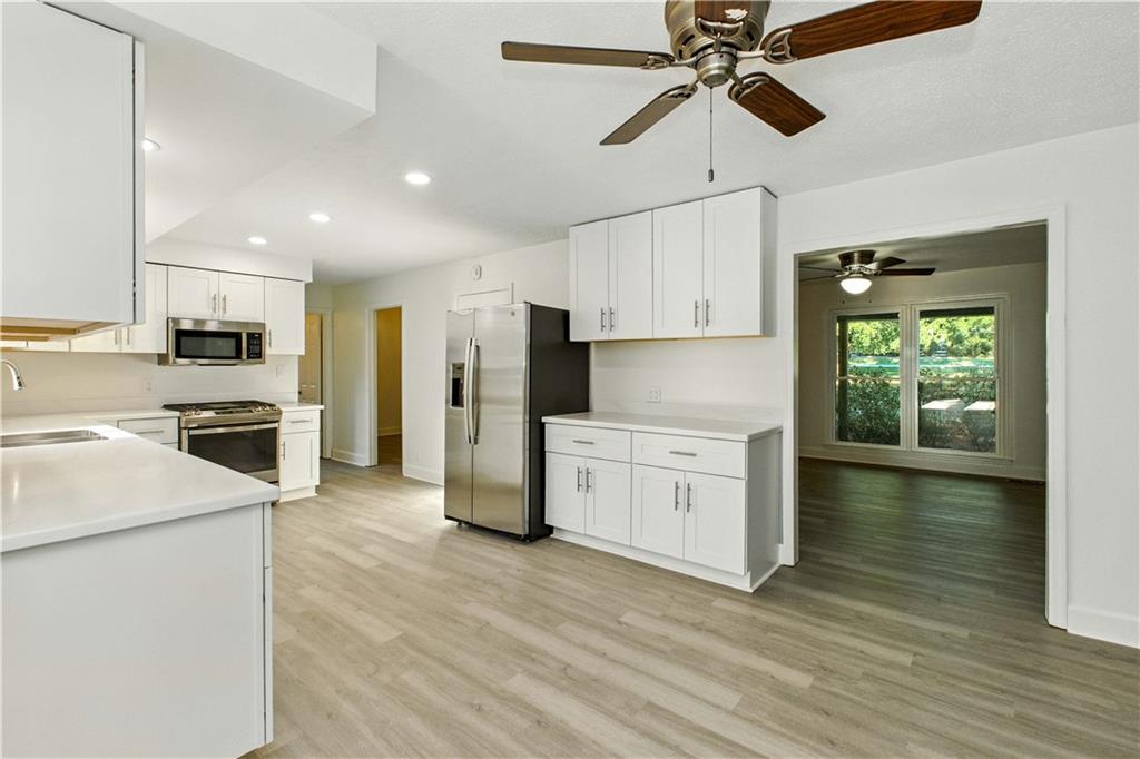 3235 Clarks Bridge Road Gainesville, GA 30506 - Photo 19 of 61