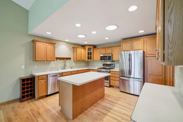 $425,000 | 213 Fairview Court, Unit 50, Waunakee, WI 53597