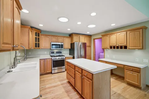 $425,000 | 213 Fairview Court, Unit 50, Waunakee, WI 53597