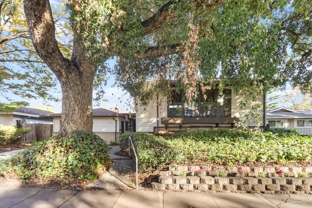 $1,200,000 | 1302 Oak Avenue, Davis, CA 95616